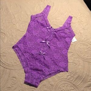 NWT Frederick’s of Hollywood Lace Teddy